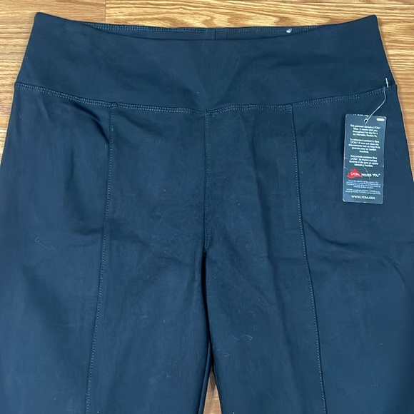 MUDD PONTE KICK CROP PANT - Picture 2 of 5